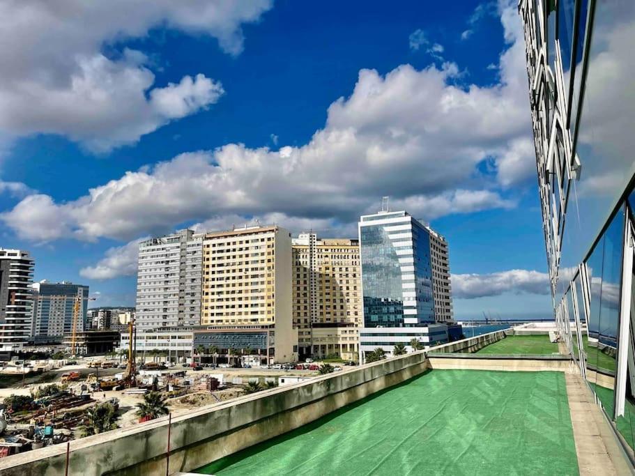 Apartment Hilton - 2 Bedrooms Downtown *