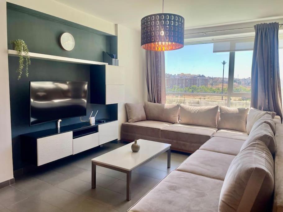 Apartment Hilton - 2 Bedrooms Downtown *
